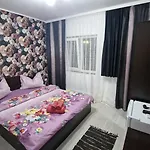 Casa Sebastian 3* קוסטינסטי